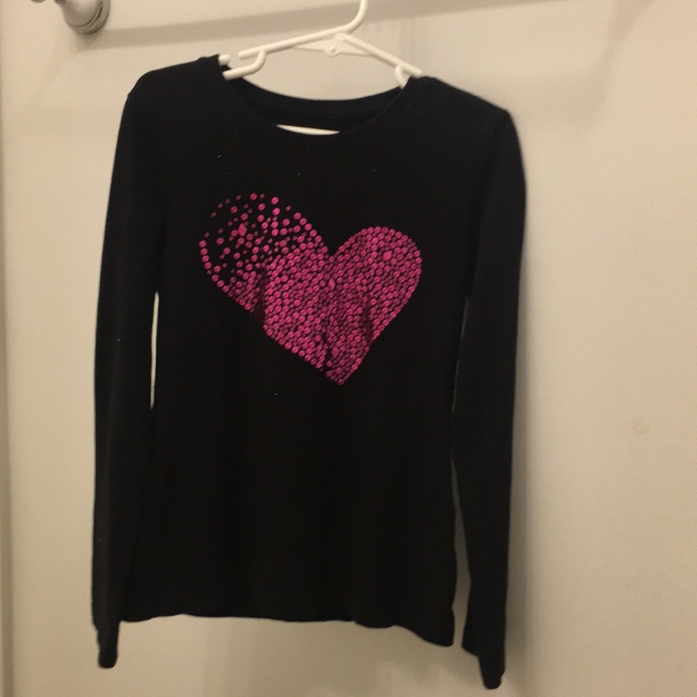 Black shirt with a pink heart